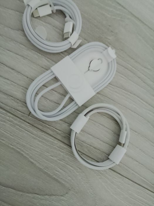 Cablu de telefoane    Incarcatoare   Noi   Cutii de telefoane