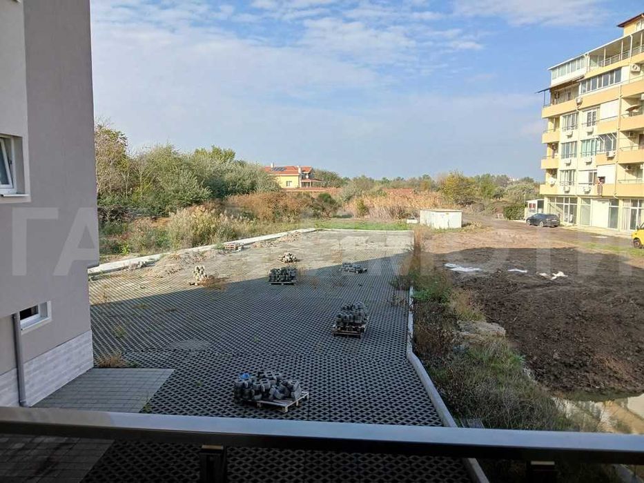 Двустаен апартамент, на 150 метра от южния плаж в гр. Поморие