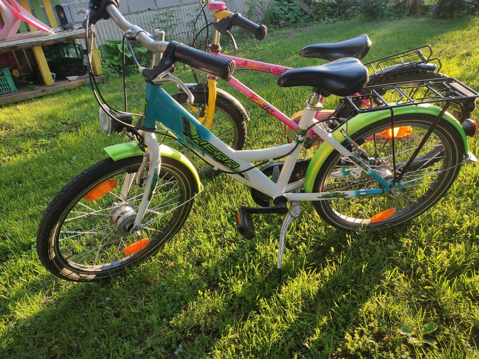 Детско колело  20 цола hera и каски за колела ролери