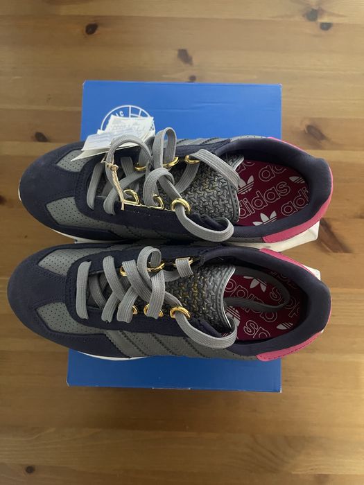 Vand Adidas Retropy E5