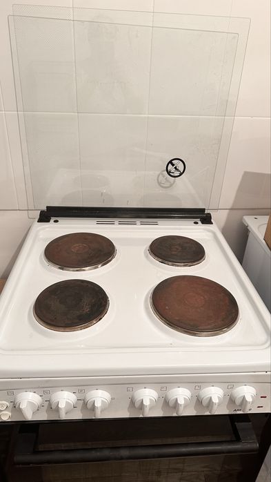 Продам газ плиту