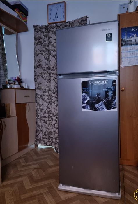 Холодильник DAUSCHER.