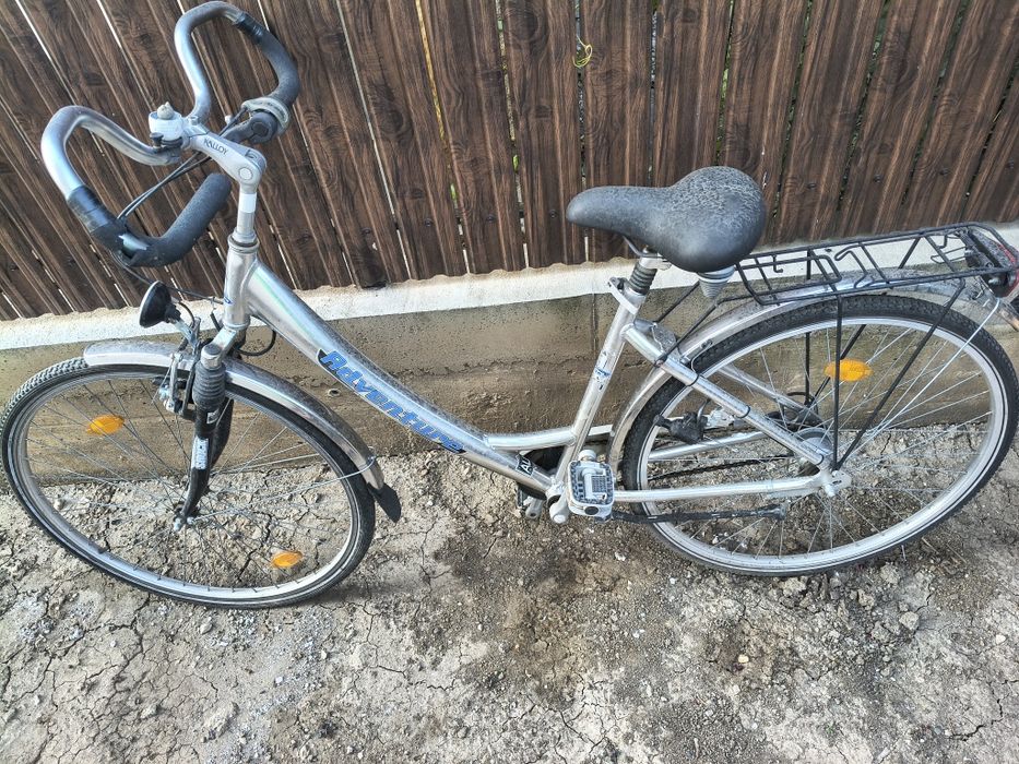 Vând bicicleta dama