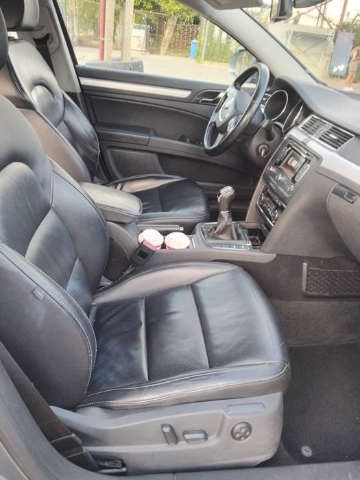 SKODA Superb 2011 — imagine 3