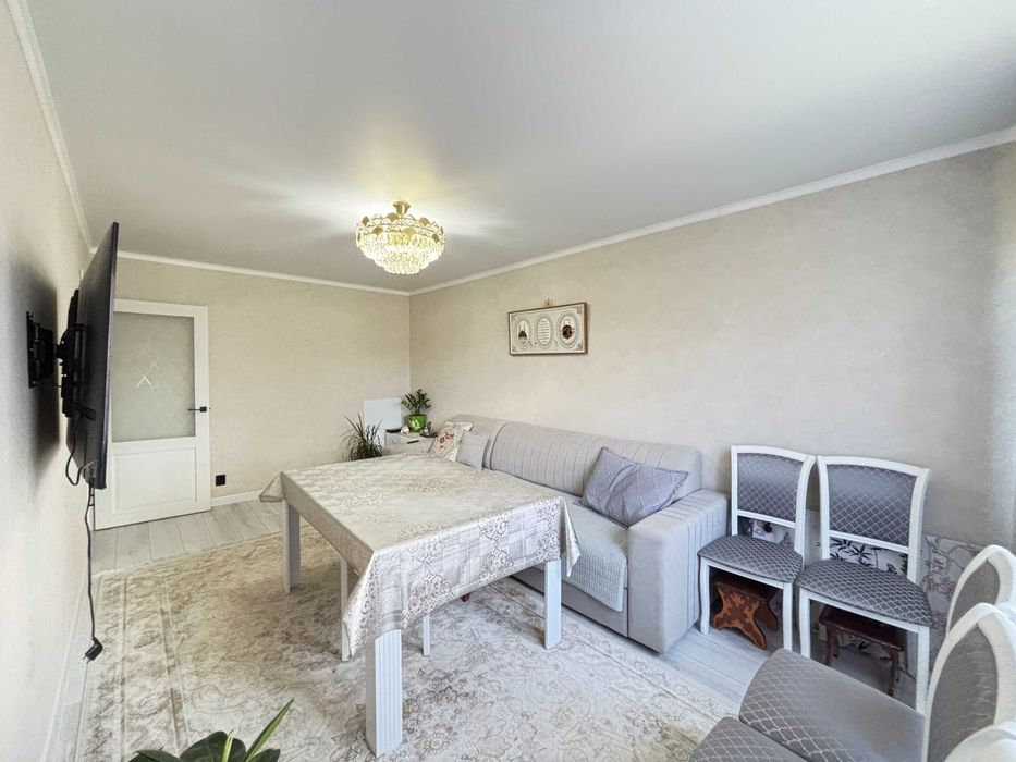 Продам 3 комнатную квартиру