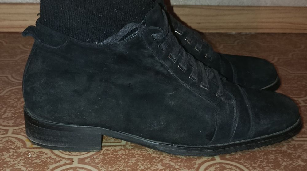 Продам мужские туфли