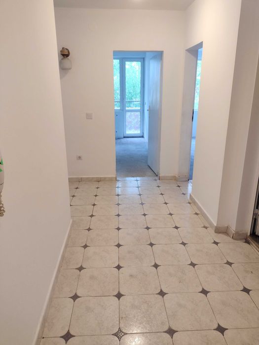 Продава се Тристаен апартамент в София, Център - 85 кв.м за 2118 €/кв.м - Снимка #9