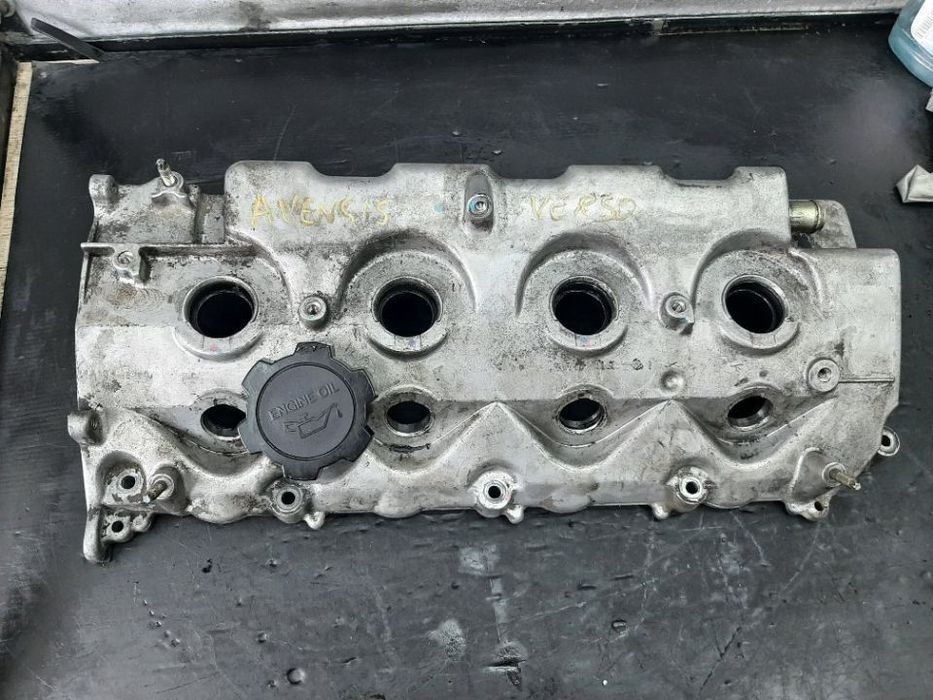 capac chiulasa culbutori toyota avensis 2.0 td d4d  euro 3  2003