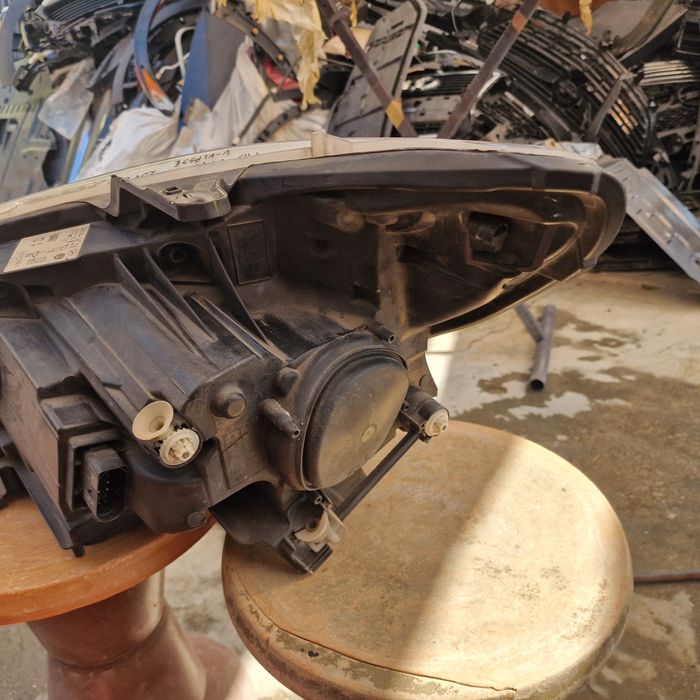 Mercedes Benz Vito V-klassa 2018 десен фар