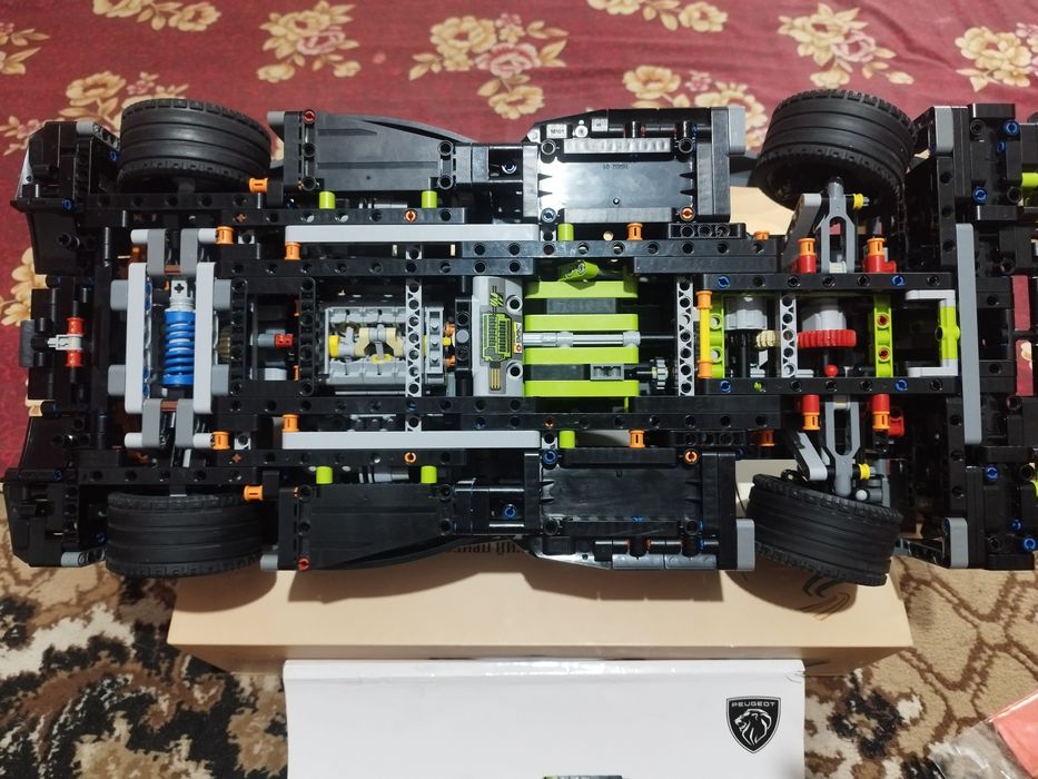 Продается 2 конструктора