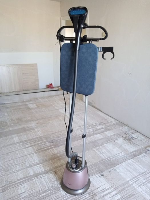 Продается паровой   утюг