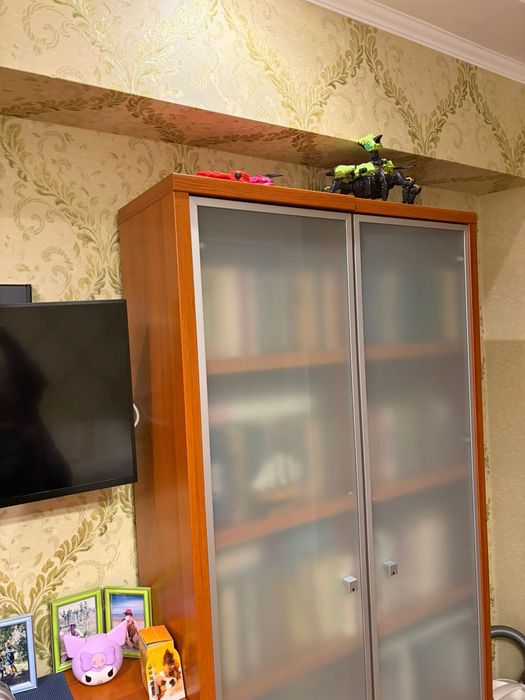 Продам спальный гарнитур производство Польша