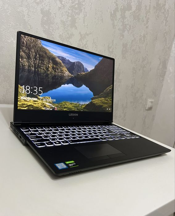 Lenovo Legion Y540 / i7-9750h / GTX 1660 Ti 6GB
