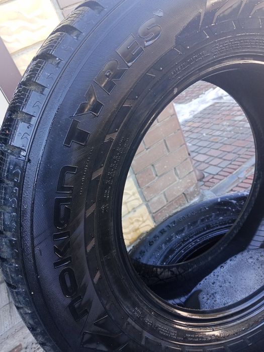 Продам резину nokian tyres 265/65/R17