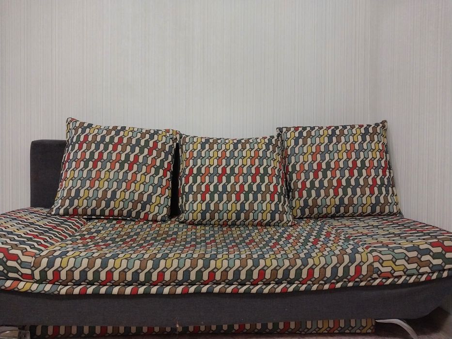 Продам тахту б/у