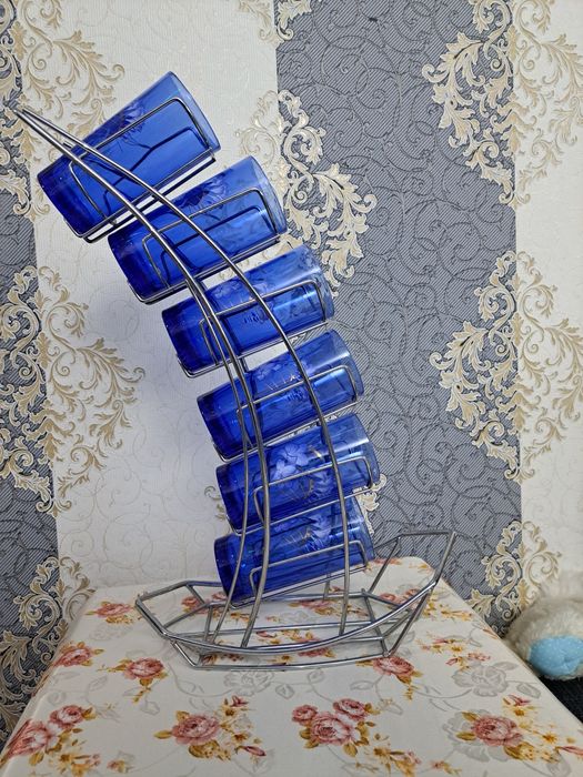 Стаканы (6шт.) и подставка