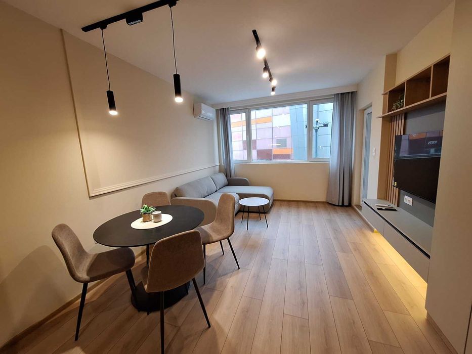 Двустаен апартамент