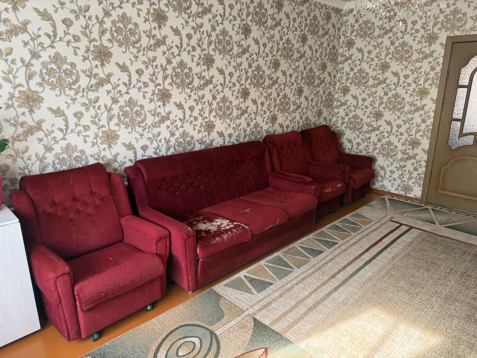 Продам диван креслами 4 метра
