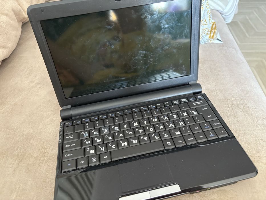 Нетбук на запчасти за 5000