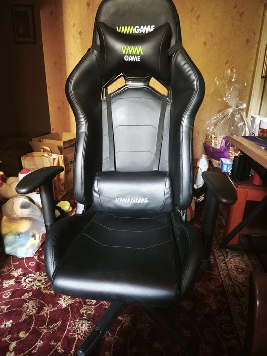 Продам игровое кресло