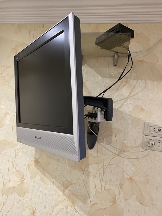 Panasonik Viera TX-20 LA 60P