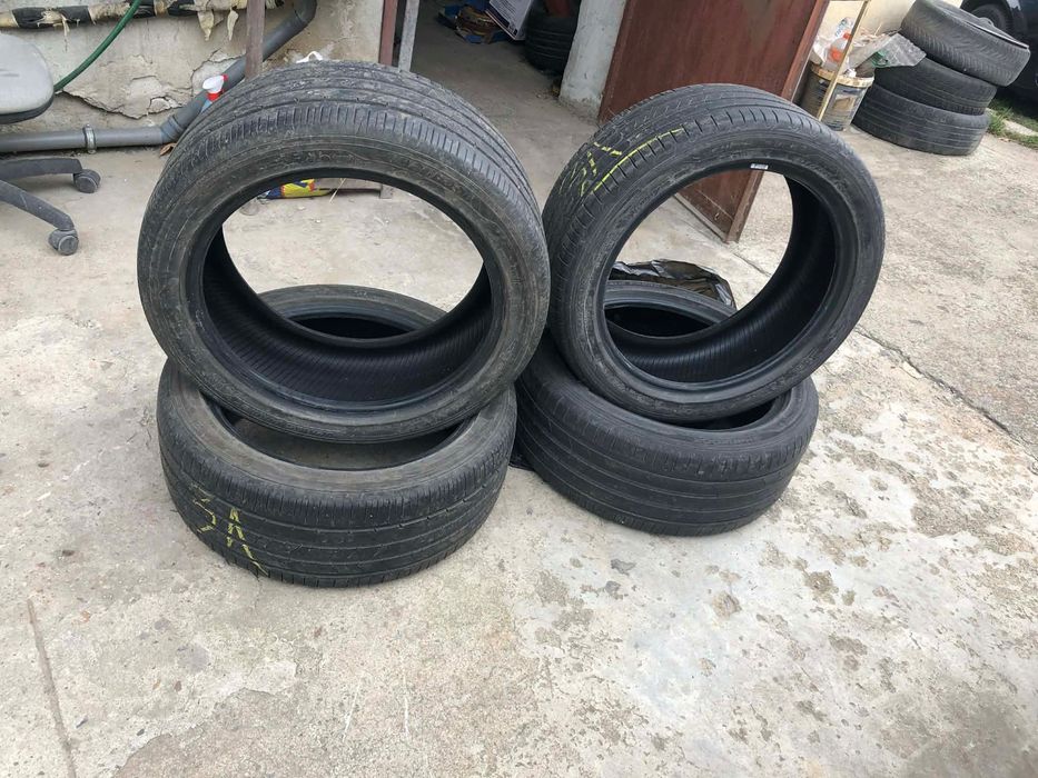 4бр. Гуми Hankook 235/45/18.