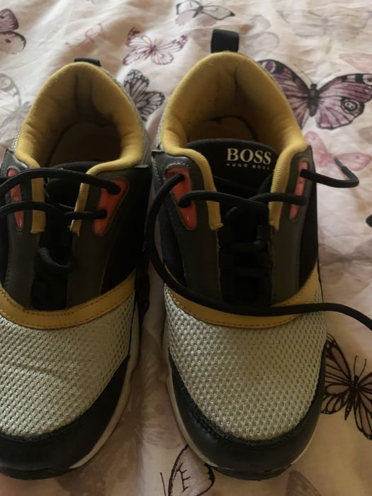 Vand adidasi originali Hugo Boss