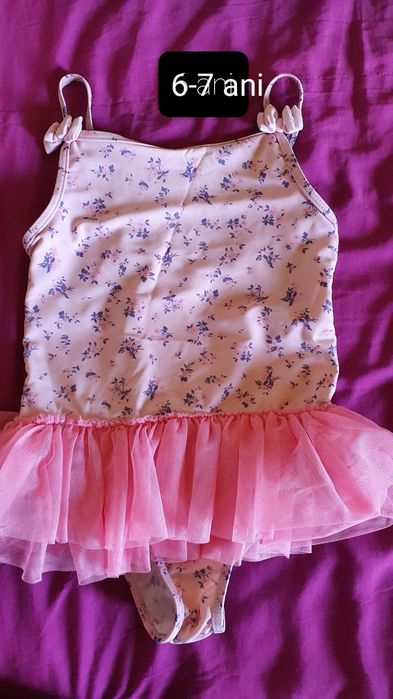 Costume baie fetite 3, 7, 8 ani (20 lei buc)