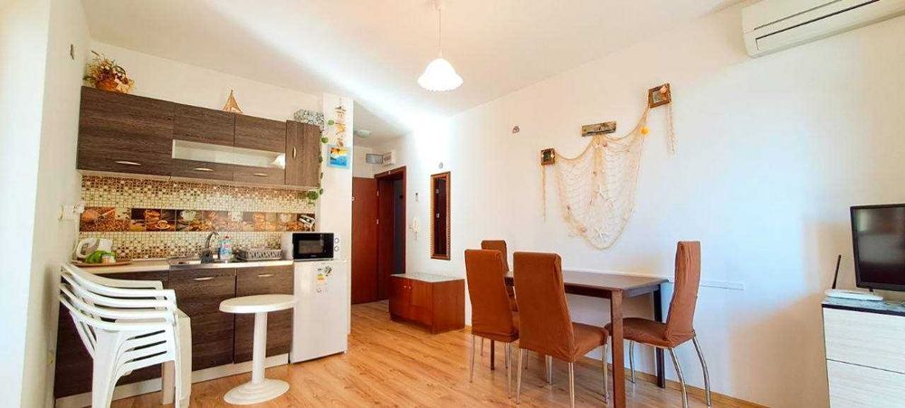 Дава се под наем Двустаен апартамент в Свети Влас - 60 кв.м за 408 € - Снимка #2