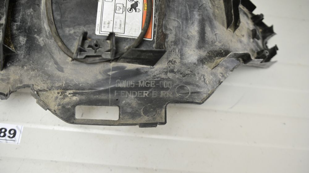 Honda VFR1200F 2010 Aparatoare spate codita plastic undertail