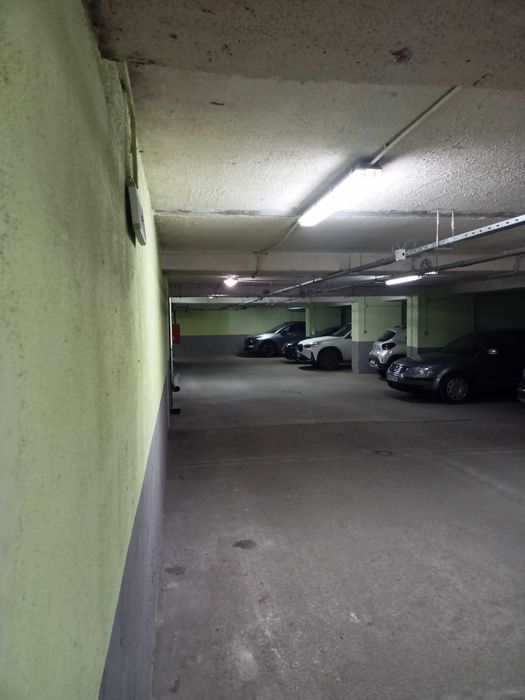 Garaj la subteran in zona intersectiei Obor