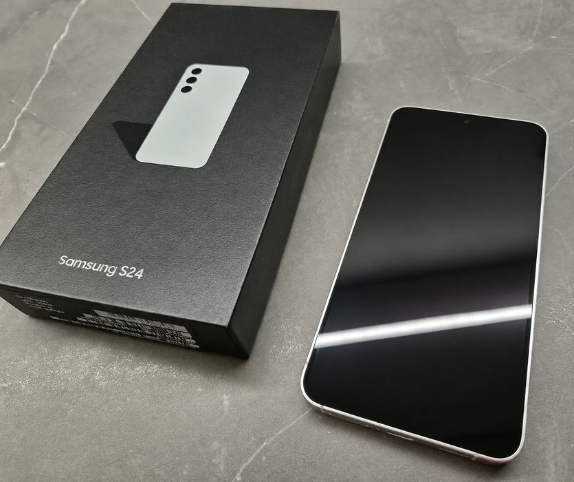 Смартфон Samsung Galaxy S24  Dual SIM, 8GB RAM, 128GB, 5G,