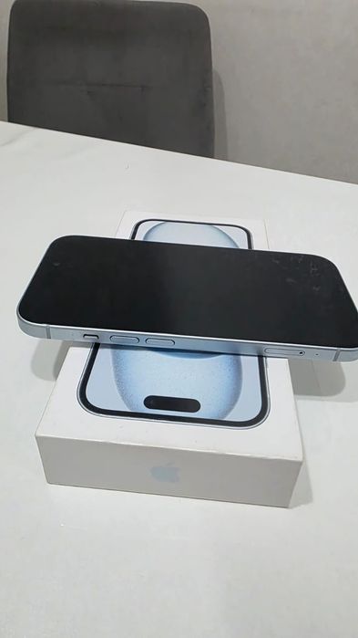 Продам телефон iPhone
