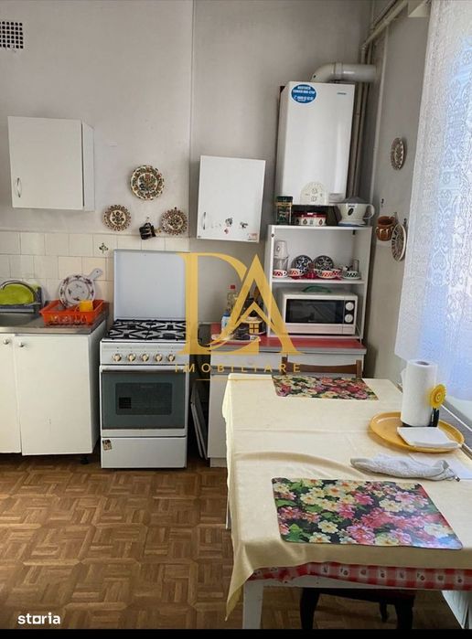 Apartament cu 3 camere Gara de Nord (FARA RISC) de vanzare