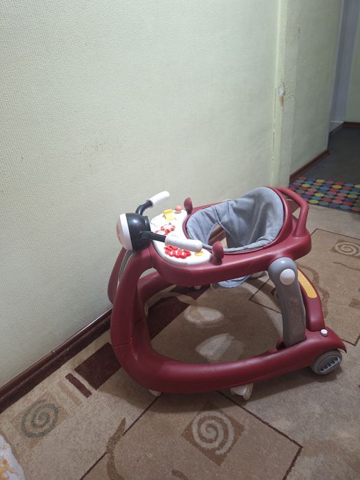 Продам детские ходунки.