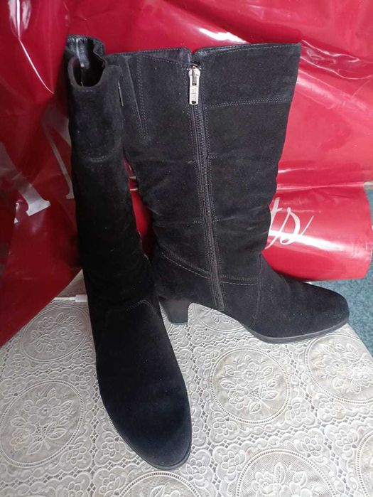 Женские зимние сапоги