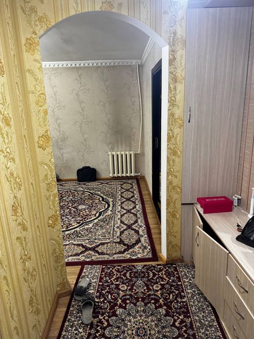 Продается квартира Новза метро 3/3/4  балкон 2х6 кирпичный дом