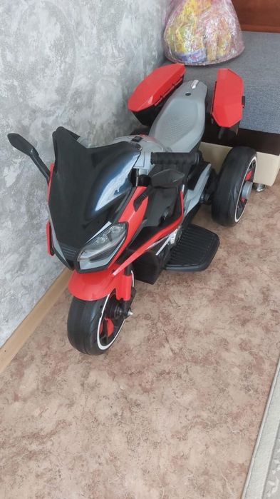 Продам электромотоцикл детский