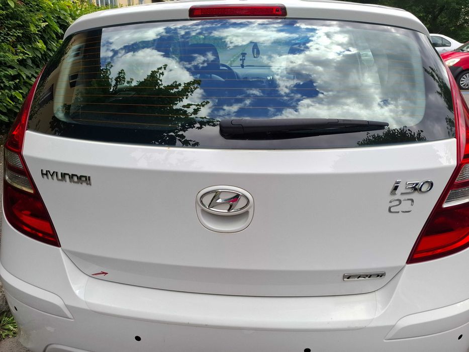 HYUNDAI i30 0 — imagine 3