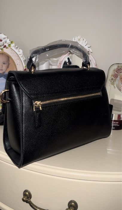 Сумка Guess новая