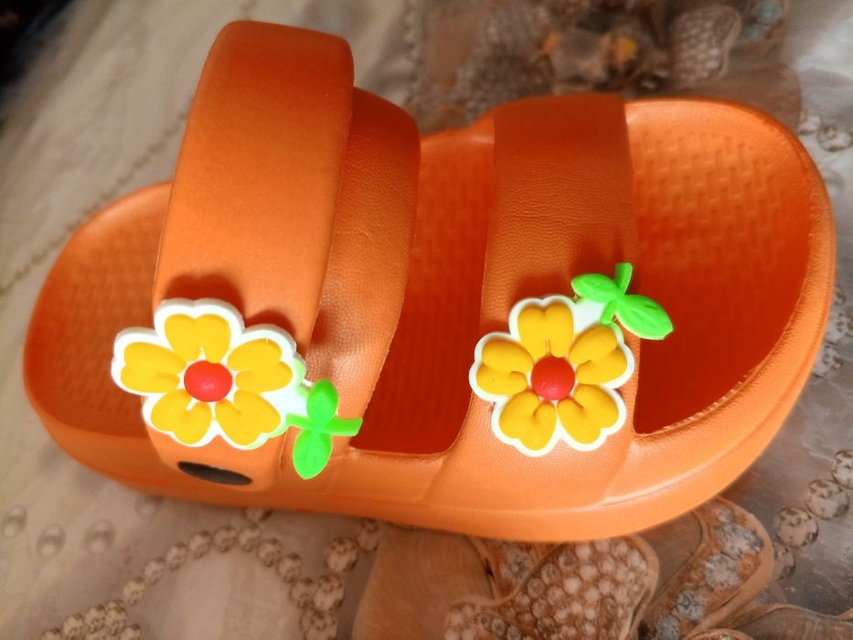 Bolajonlar uchun detiskiy tapichkachalar sotiladi