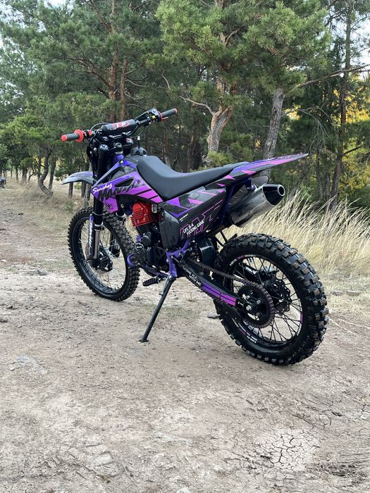 Продам мотоцикл 300cc