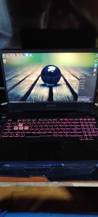 Vând schimb laptop gaming