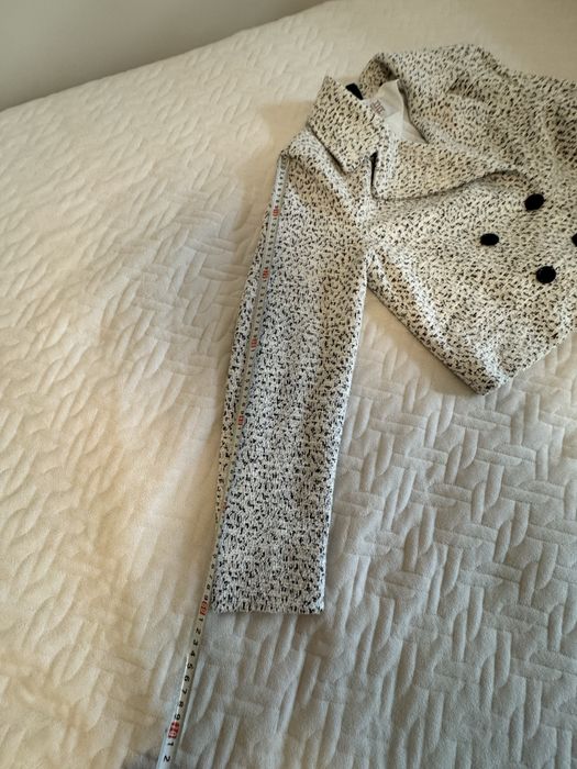 Дамско  късо сако