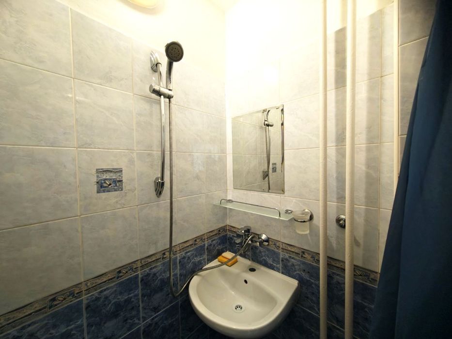 Двустаен апартамент под наем на комуникативна локация! ж.к. Хаджи Дим