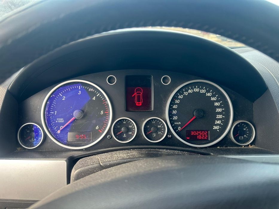 Tuareg R5 2.5TDI 174KS