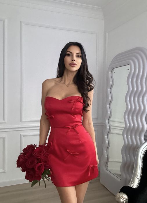 Дамска къса червена рокля