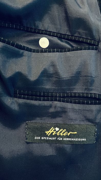 Елегантен класически костюм Hiller за официални поводи