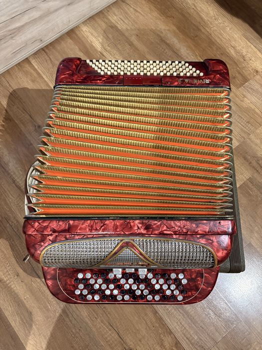 Acordeon Hohner Riviera 2 / 96 başi