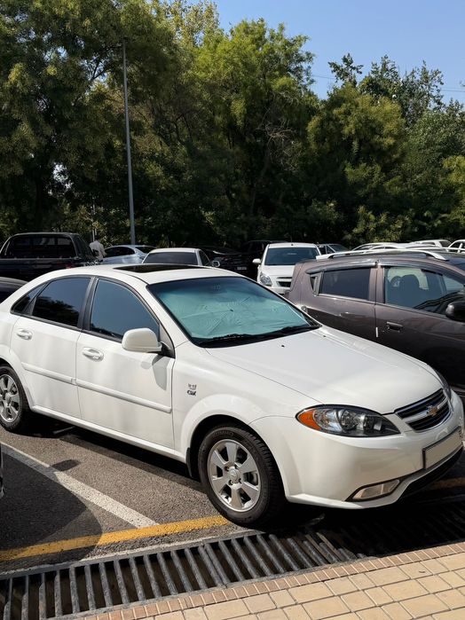 Lacetti Jentra 2023 Avtomat